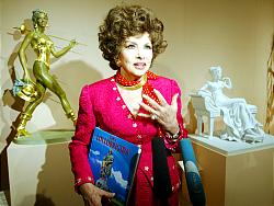 Gina at Pushkin Museum in Moscow, June 24, 2003